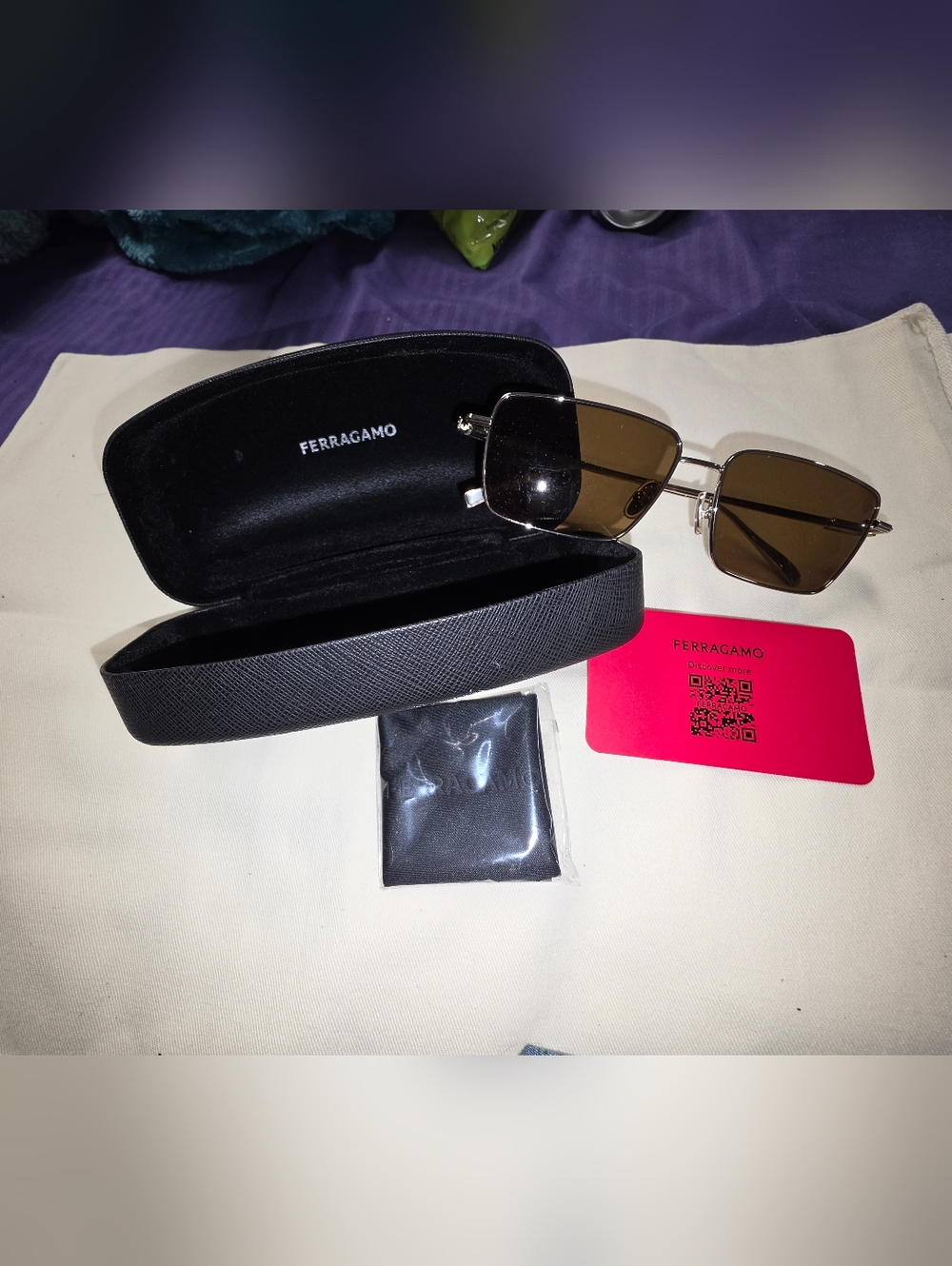 AUTHENTIC Salvatore Ferragamo  Gancini Evolution Black Rectangle Sunglasses